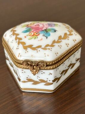 VTG Limoges France Porcelain Hexagon Trinket Box Hand Painted Floral Gold